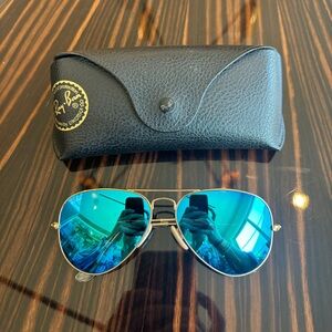 Women's Ray-Ban Aviators RB3025 Blue Lens Gold Frame